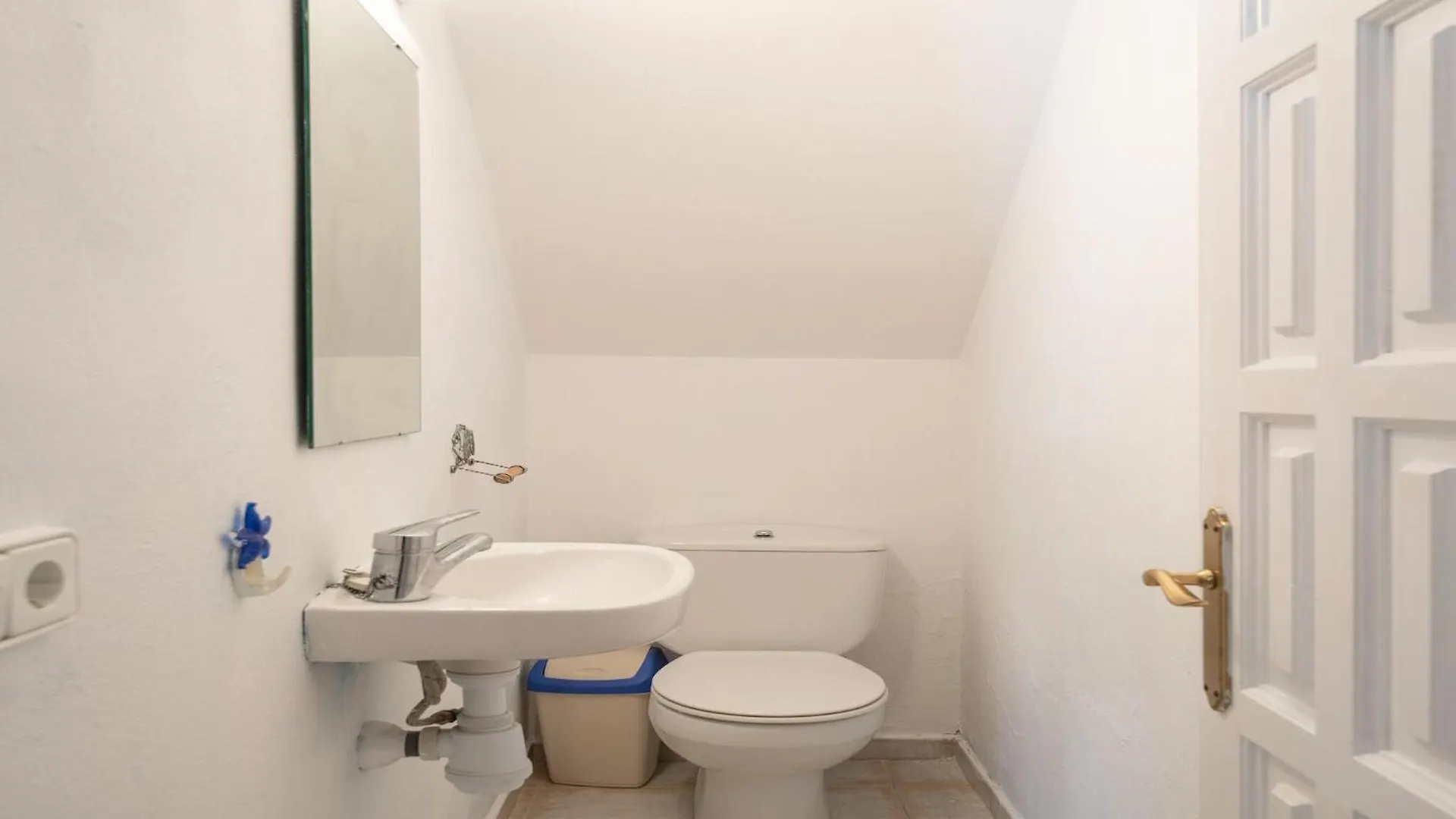 Elegant Villa For 8 People L' Escala