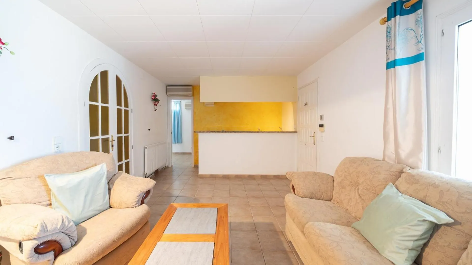 Elegant Villa For 8 People L' Escala