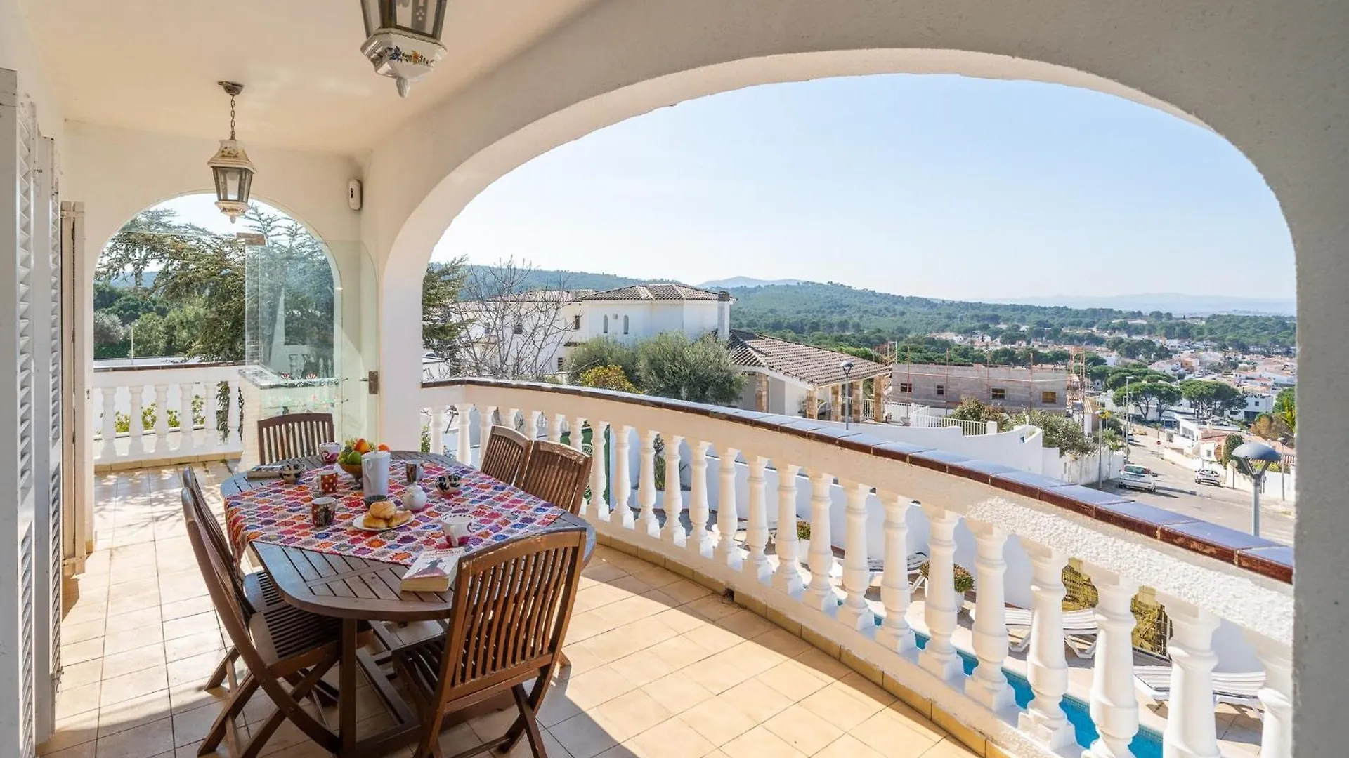 Elegant Villa For 8 People L' Escala 0*,  Spagna