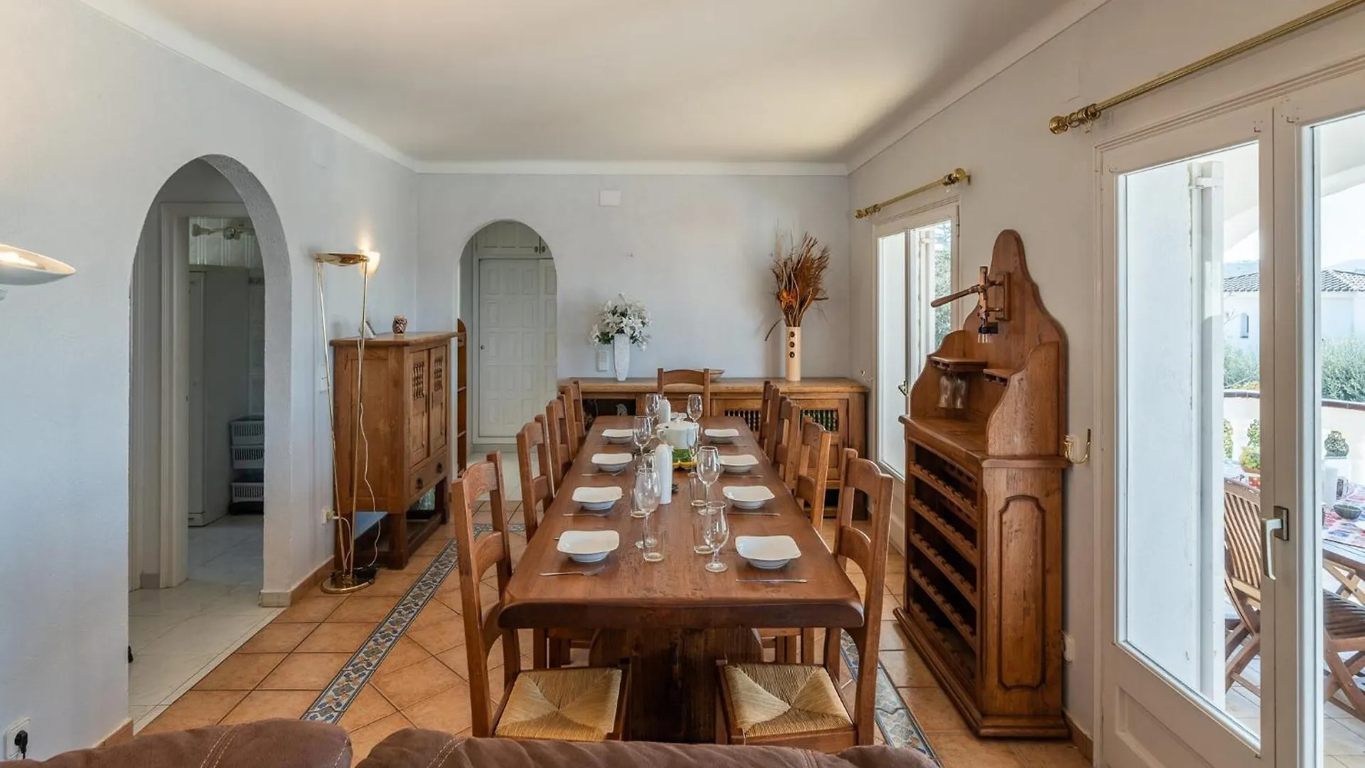 Elegant Villa For 8 People L' Escala
