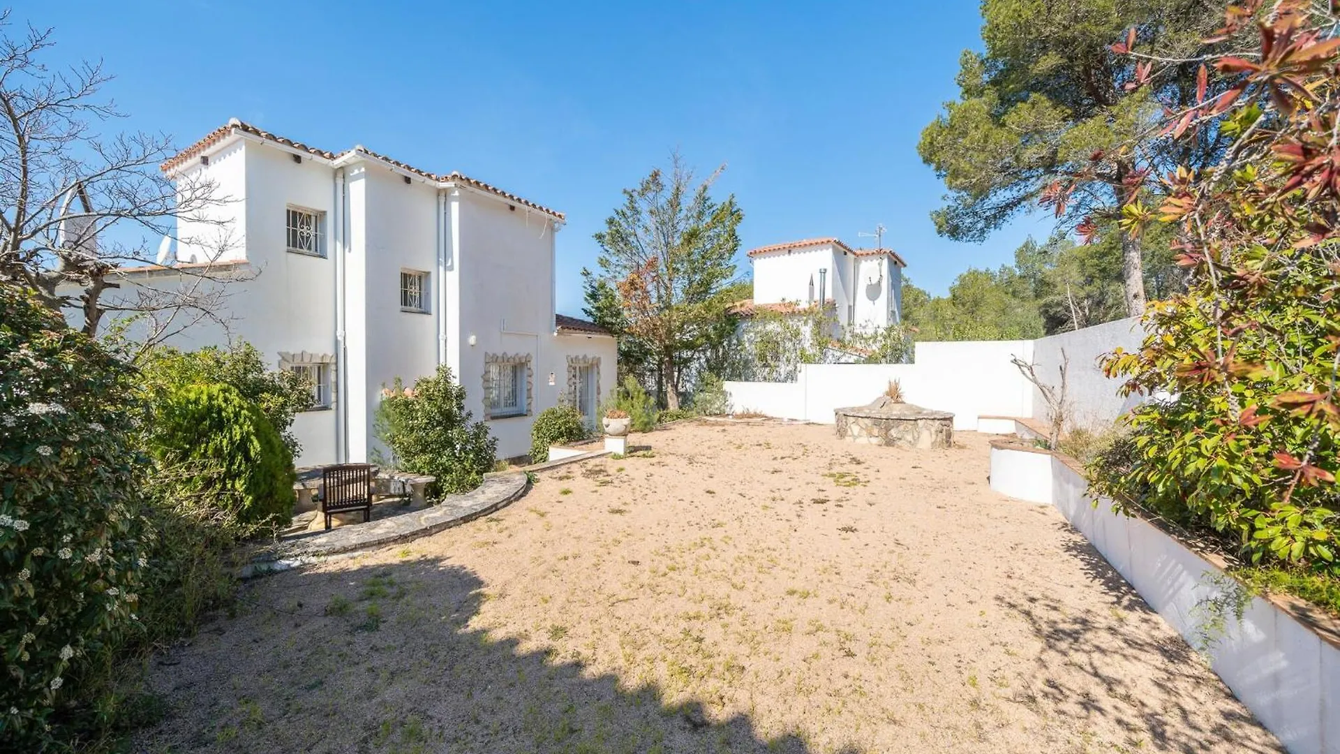 Elegant Villa For 8 People L' Escala スペイン